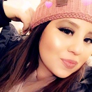 Meet your Posher, Ermila